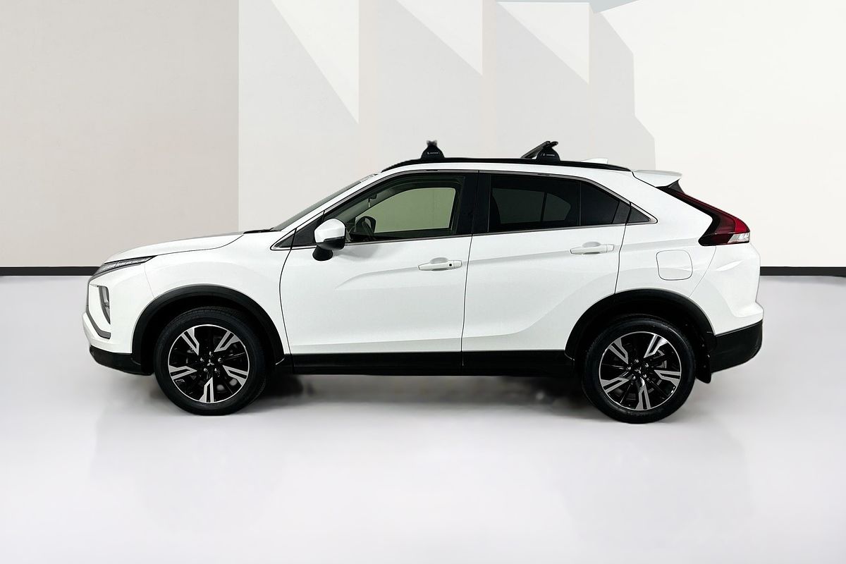 Vehicle photo 5