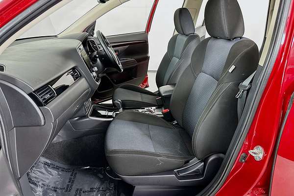 2020 Mitsubishi OUTLANDER ES 7 SEAT (AWD) ZL MY20