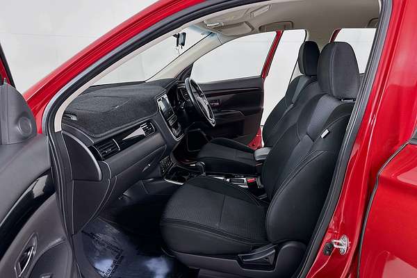 2018 Mitsubishi OUTLANDER ES ZL