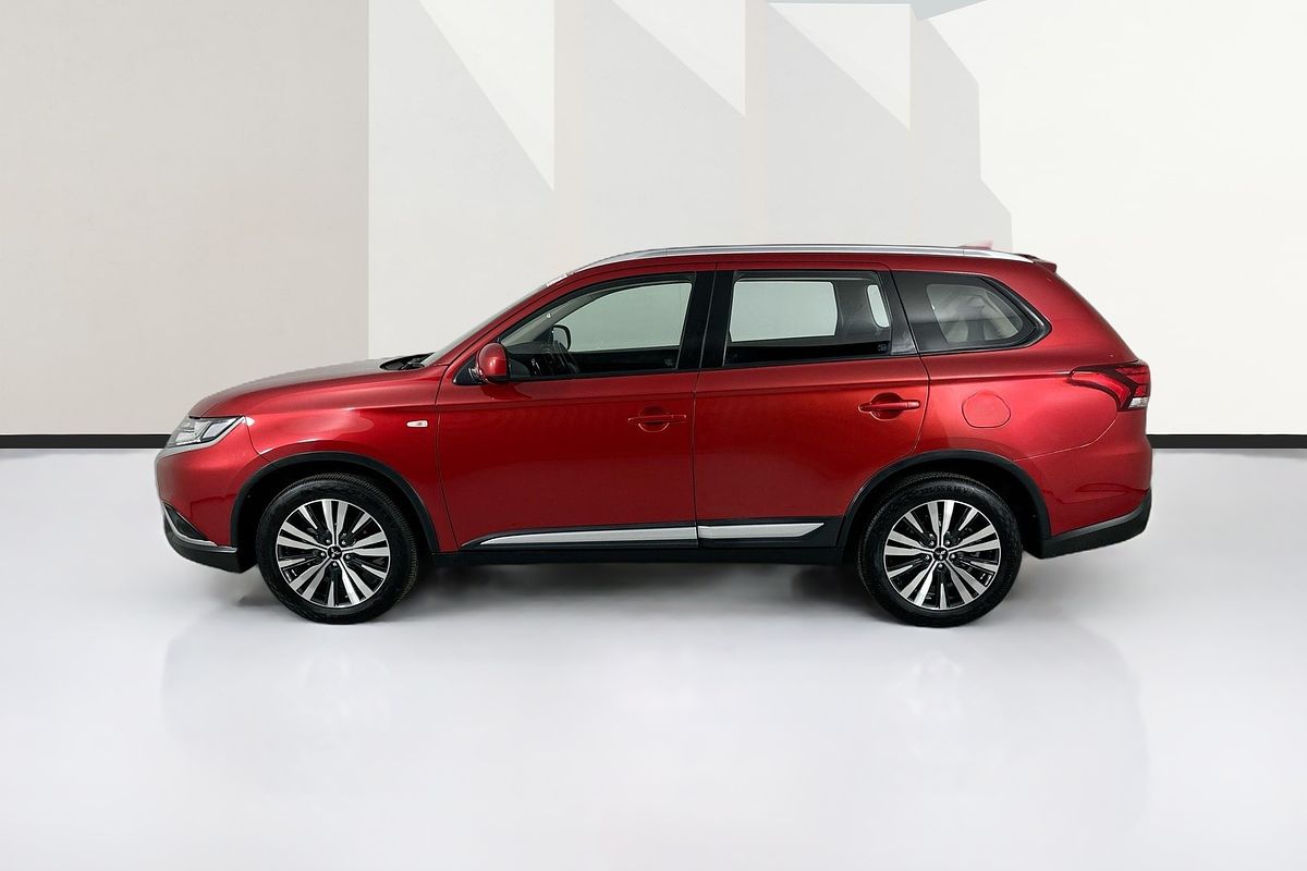 Vehicle photo 5