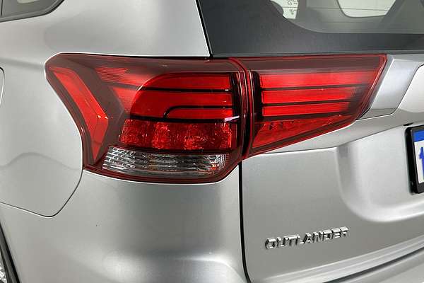 2021 Mitsubishi OUTLANDER ES 7 SEAT (AWD) ZL MY21