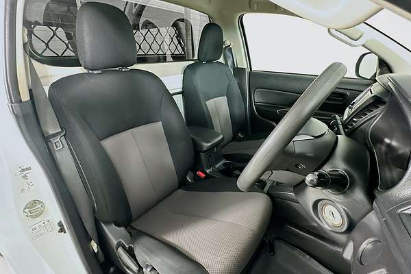 2019 Mitsubishi Triton GLX (4x4) MR MY19 4X4