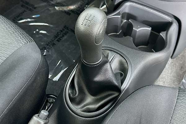 2010 Nissan MICRA ST-L K13