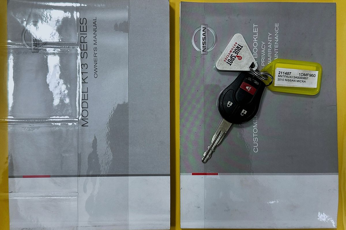 2010 Nissan MICRA ST-L K13