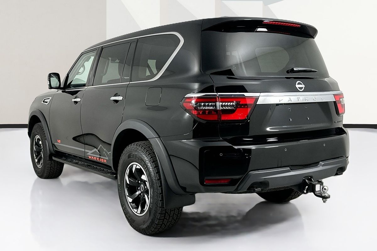 Vehicle photo 6