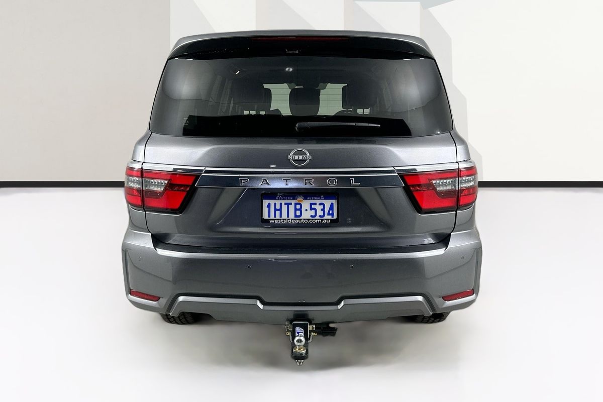 Vehicle photo 7
