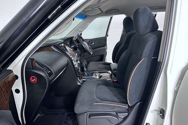 2014 Nissan Patrol ST-L Y62