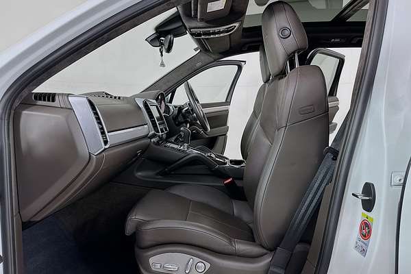 2016 Porsche CAYENNE GTS SERIES 2 MY16