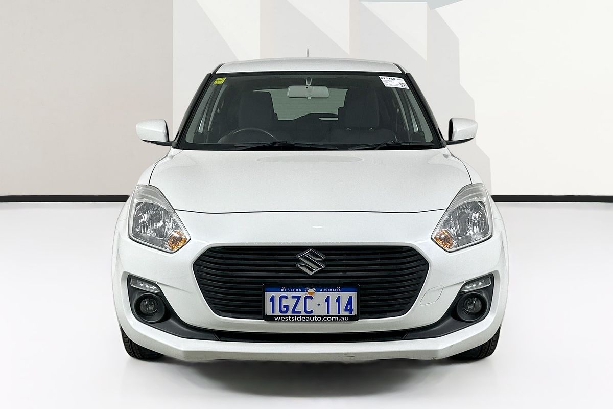 Vehicle photo 2