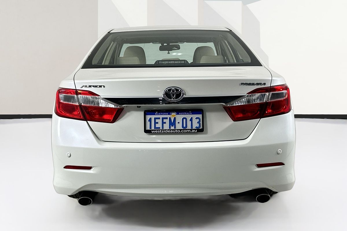 Vehicle photo 7