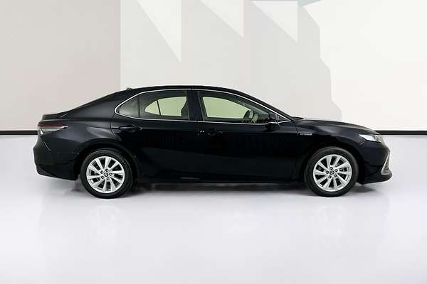 2024 Toyota Camry Ascent AXVH70R
