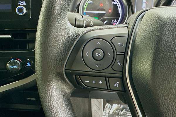 2024 Toyota Camry Ascent AXVH70R