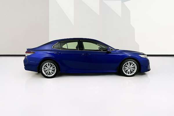 2019 Toyota Camry SL GSV70R