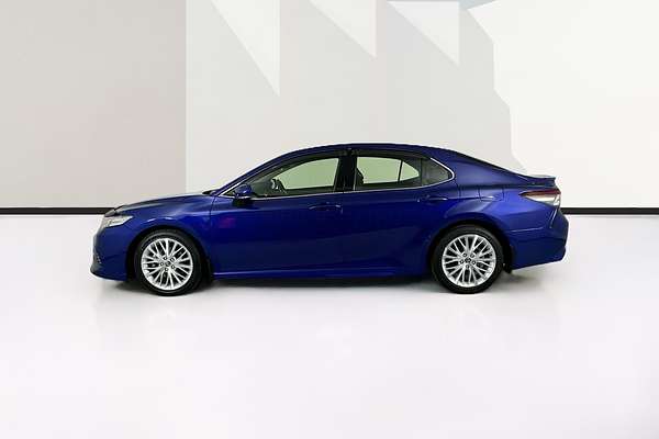 2019 Toyota Camry SL GSV70R