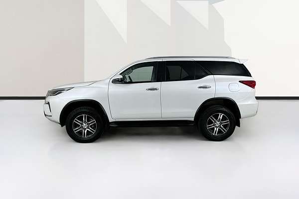 2023 Toyota Fortuner GXL GUN156R