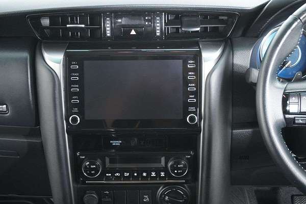 2022 Toyota FORTUNER GXL PREMIUM INTERIOR GUN156R