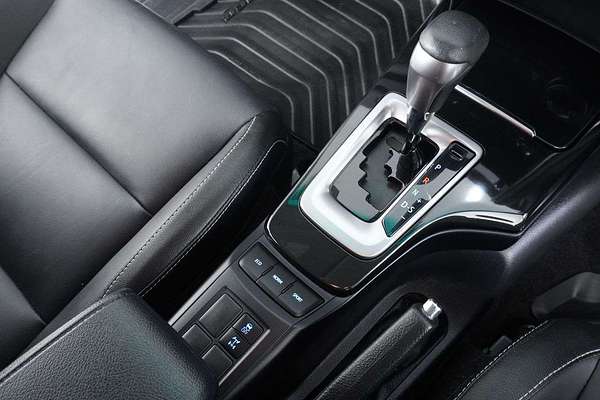 2022 Toyota FORTUNER GXL PREMIUM INTERIOR GUN156R