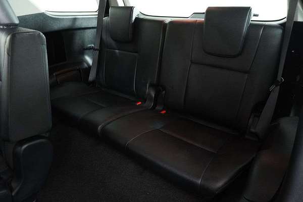 2022 Toyota FORTUNER GXL PREMIUM INTERIOR GUN156R