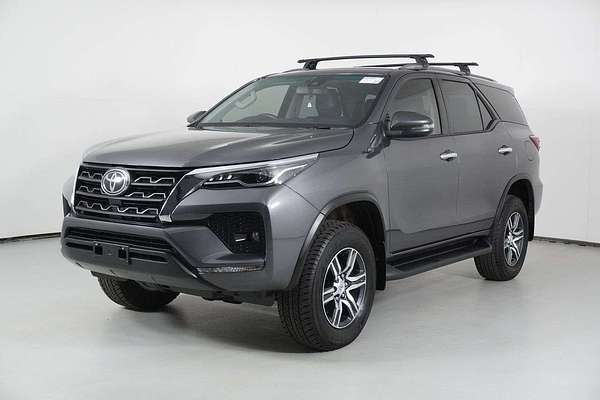 2022 Toyota FORTUNER GXL PREMIUM INTERIOR GUN156R
