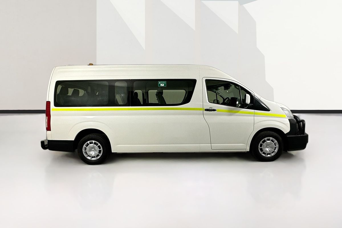 2020 Toyota Hiace Commuter GDH322R
