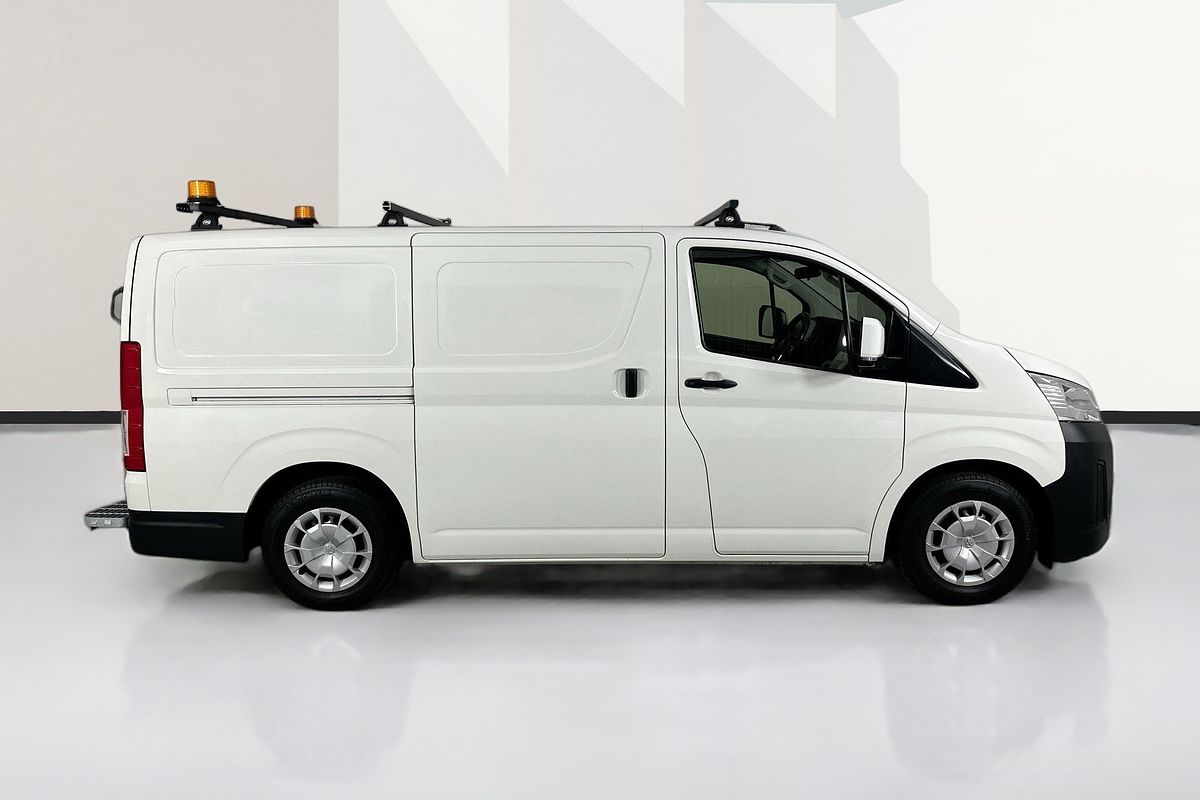 2021 Toyota Hiace GDH300R LWB