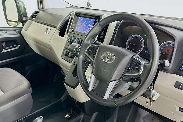 2020 Toyota Hiace COMMUTER (12 SEATS) GDH322R
