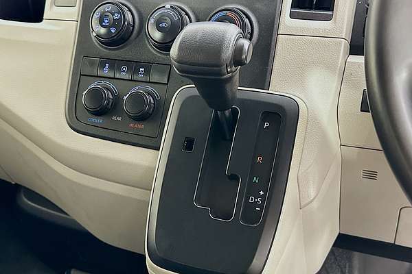2020 Toyota Hiace COMMUTER (12 SEATS) GDH322R