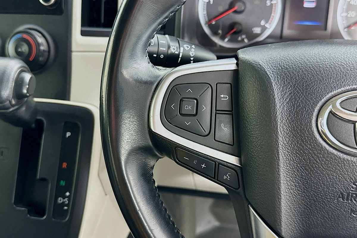 2019 Toyota Hiace COMMUTER (12 SEATS) GDH322R
