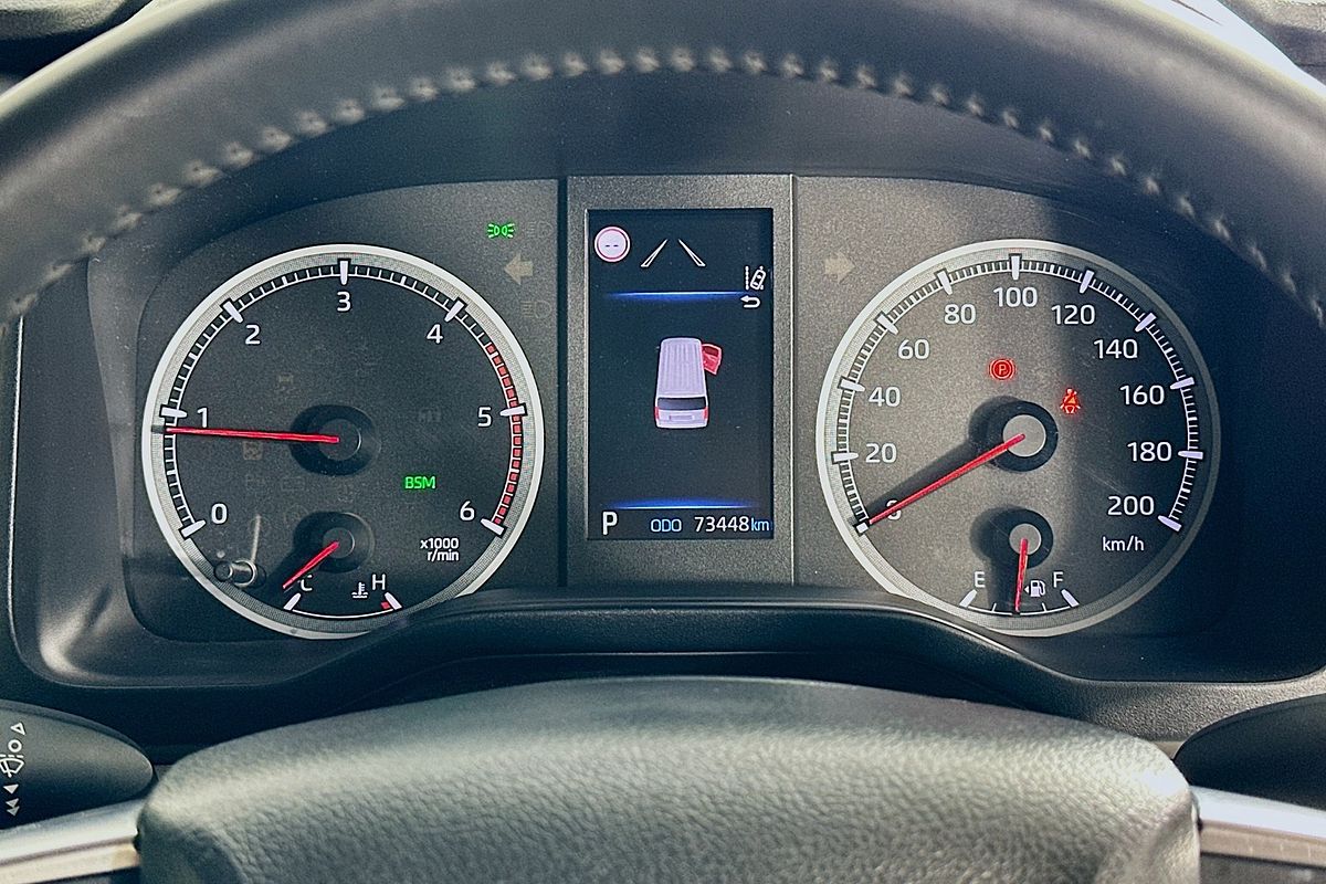 2020 Toyota Hiace Commuter GDH322R
