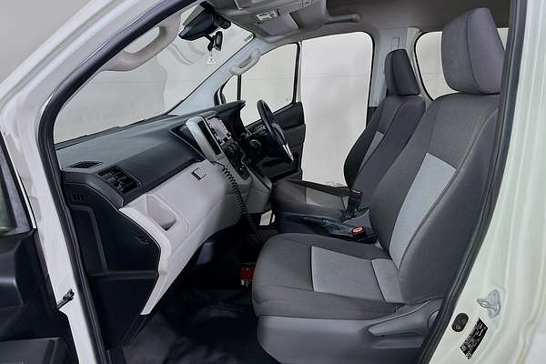 2020 Toyota Hiace Commuter GDH322R