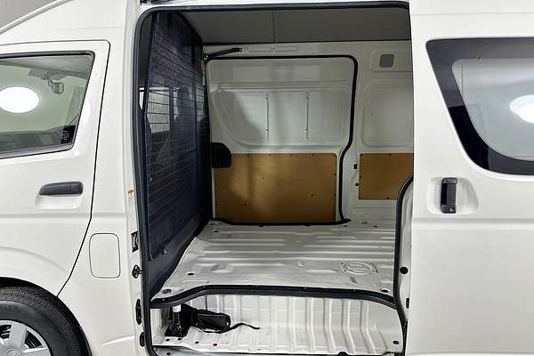 2018 Toyota HIACE SLWB KDH221R MY16