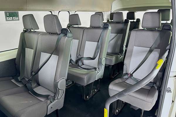 2020 Toyota Hiace COMMUTER (12 SEATS) GDH322R