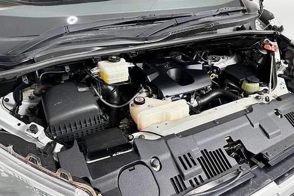 2020 Toyota Hiace COMMUTER (12 SEATS) GDH322R