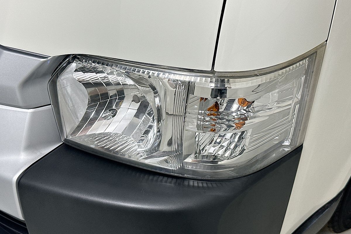 2016 Toyota HIACE SLWB KDH221R MY16