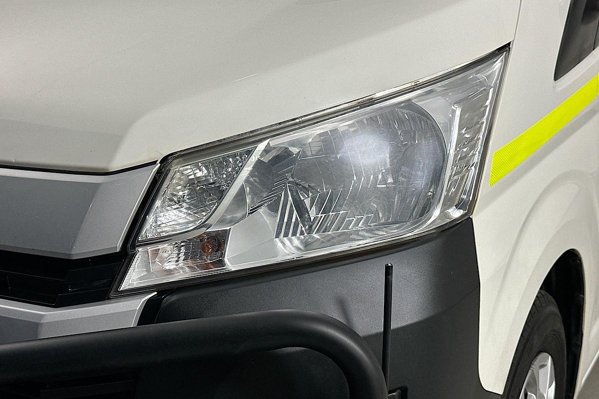 2020 Toyota Hiace Commuter GDH322R