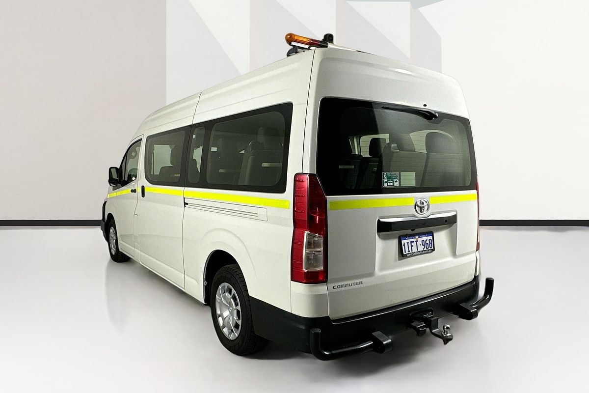 2020 Toyota Hiace Commuter GDH322R