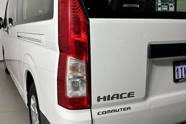 2020 Toyota Hiace COMMUTER (12 SEATS) GDH322R