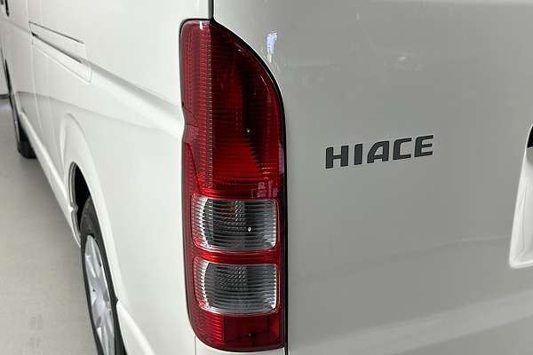 2018 Toyota HIACE SLWB KDH221R MY16