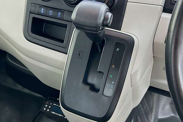 2020 Toyota HIACE LWB GDH300R LWB