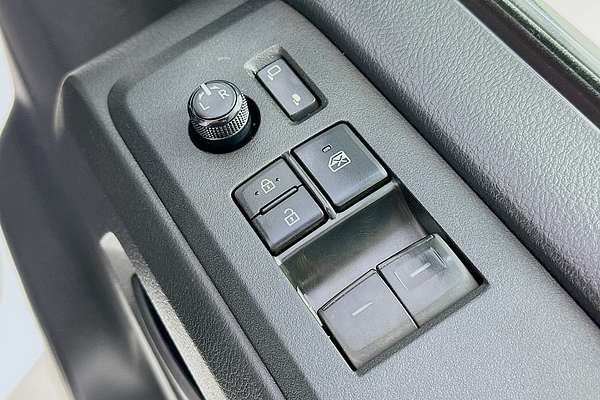 2020 Toyota HIACE LWB GDH300R LWB