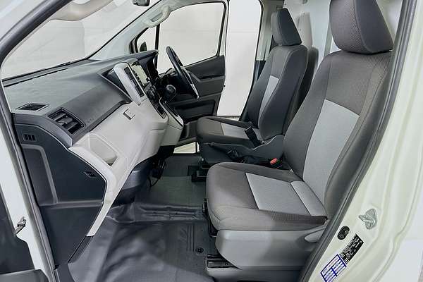 2020 Toyota HIACE LWB GDH300R LWB