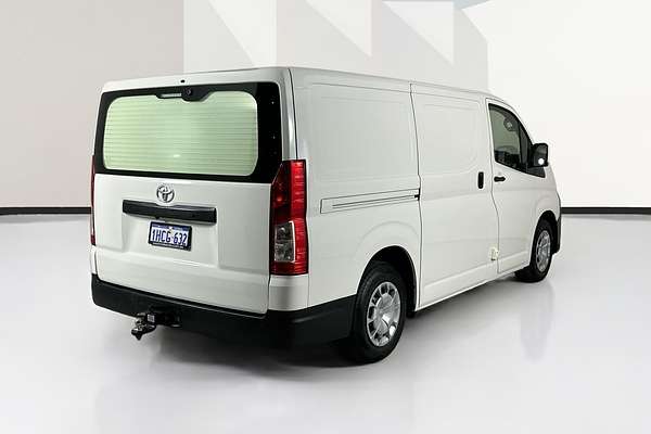 2020 Toyota HIACE LWB GDH300R LWB