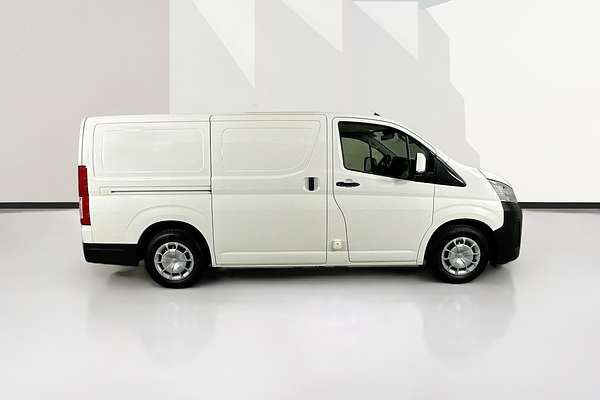 2020 Toyota HIACE LWB GDH300R LWB