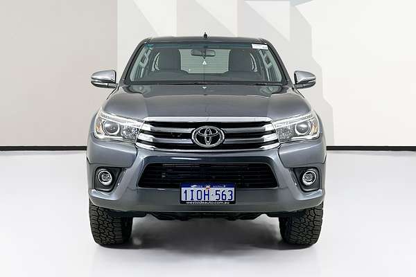 2017 Toyota Hilux SR5 (4x4) GUN126R MY17 4X4
