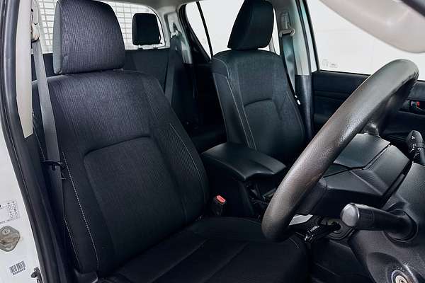2021 Toyota HILUX SR (4x4) GUN126R FACELIFT