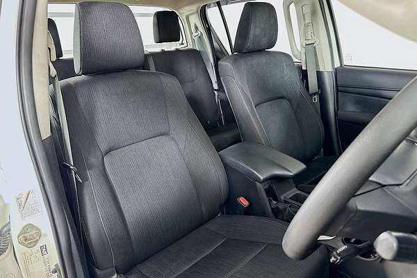2020 Toyota HILUX SR (4x4) GUN126R MY19 UPGRADE 4X4