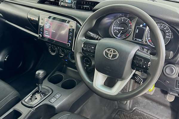 2022 Toyota HILUX SR (4x4) GUN126R 4X4