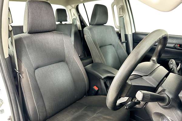 2022 Toyota HILUX SR (4x4) GUN126R 4X4