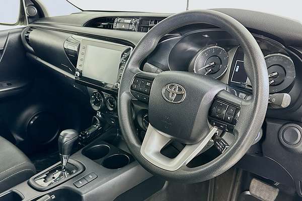 2024 Toyota HILUX SR (4x4) GUN126R 4X4
