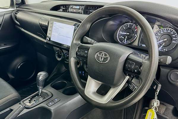2022 Toyota HILUX SR (4x4) GUN126R 4X4